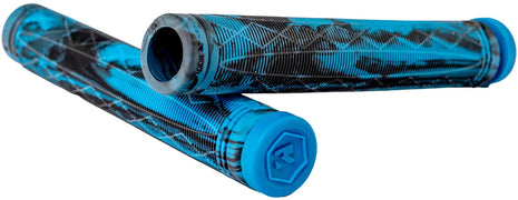 Gripy Root Fractal Blue/Black
